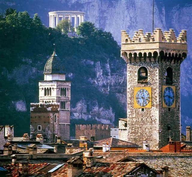 Al Consiglio Appartamento Trento Bagian luar foto